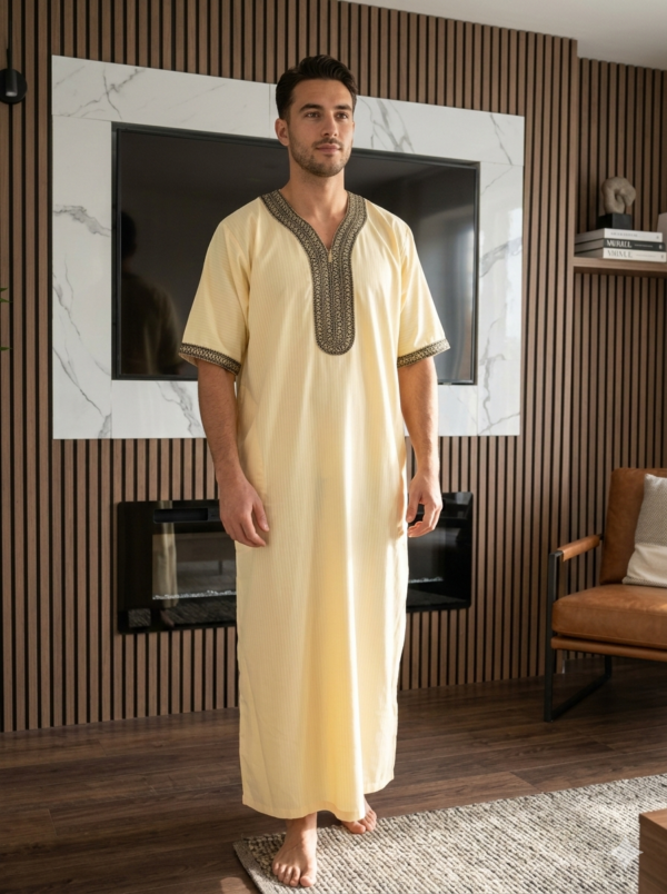 yellow color embroidered detailing Jabalia short sleeve V-neck (size:56)