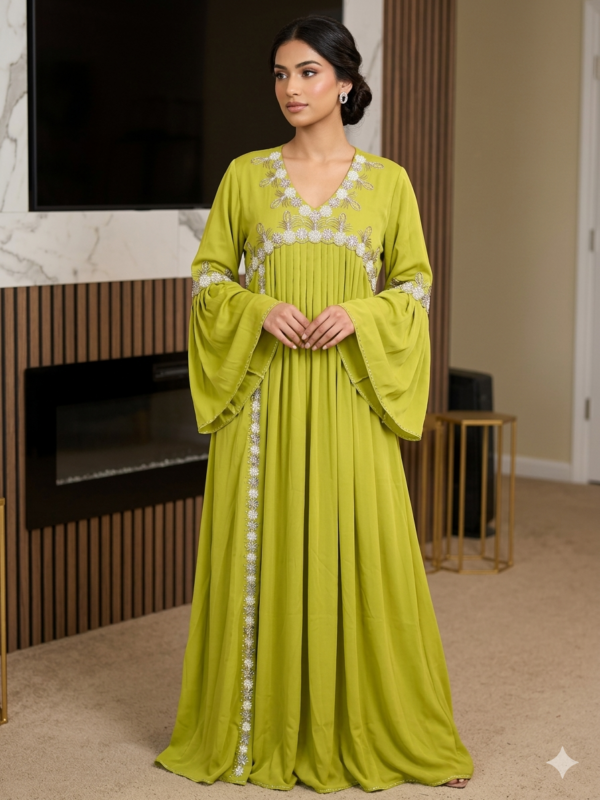 the citrine glow kaftan one size fit most (this will fit size 10 to 16)