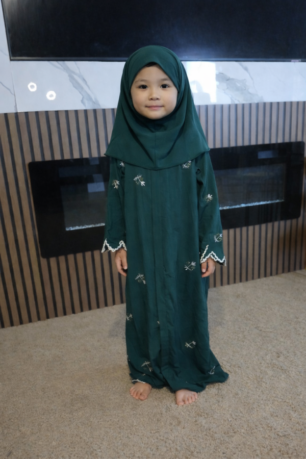 floating floral abaya (dark green)