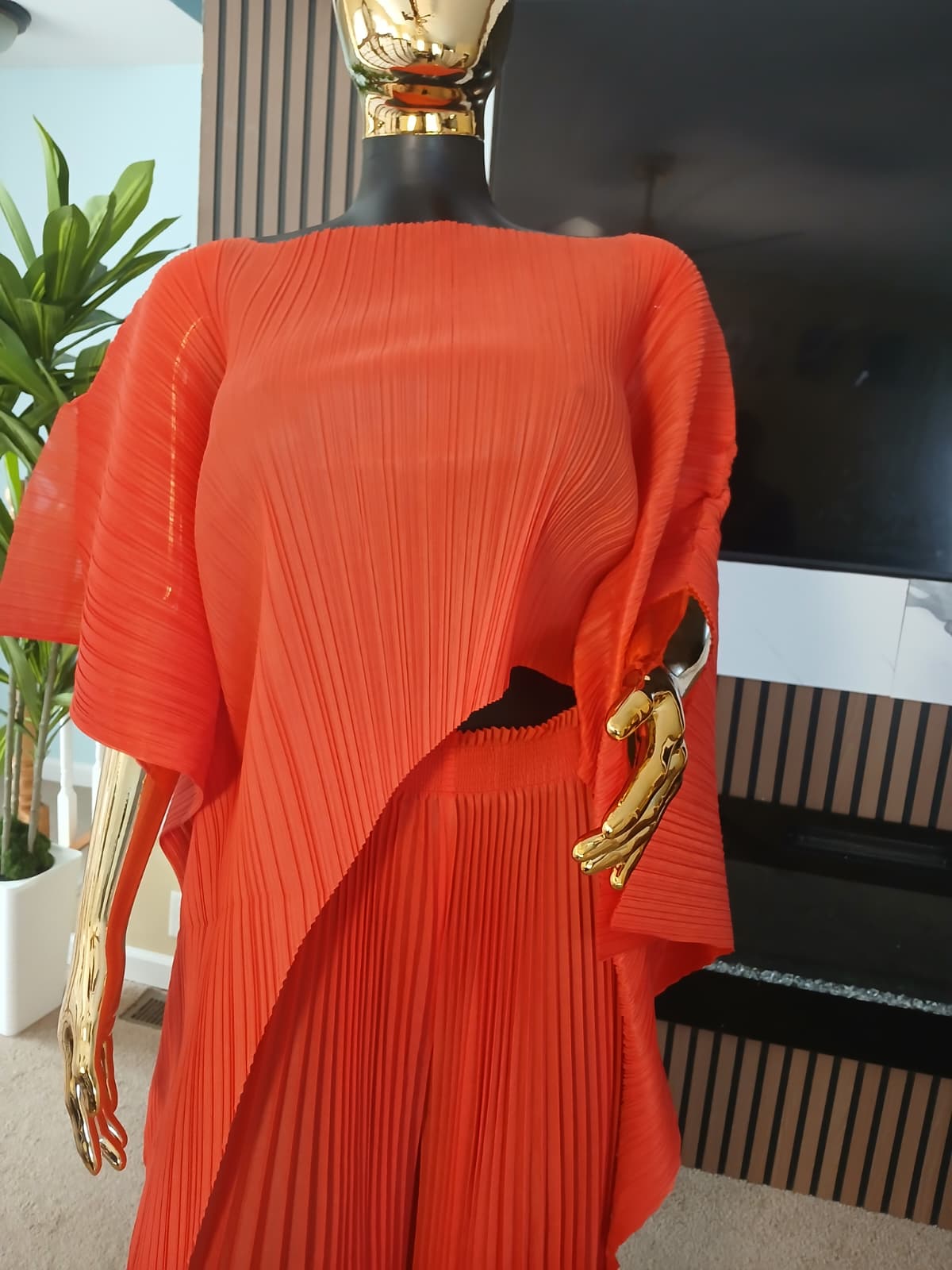 WhatsApp Image 2026-07-31 at 6.10.30 AM (1) Chic Pleated Asymmetric Two-Piece Set - Image 5